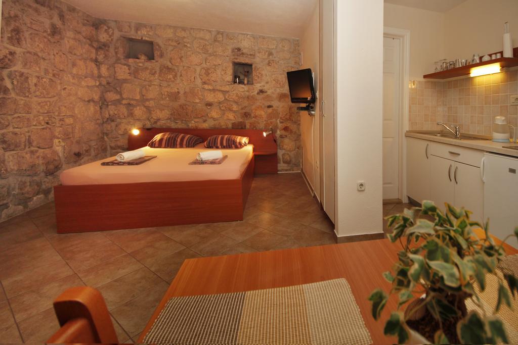 Apartments Caralipeo Makarska Exterior photo